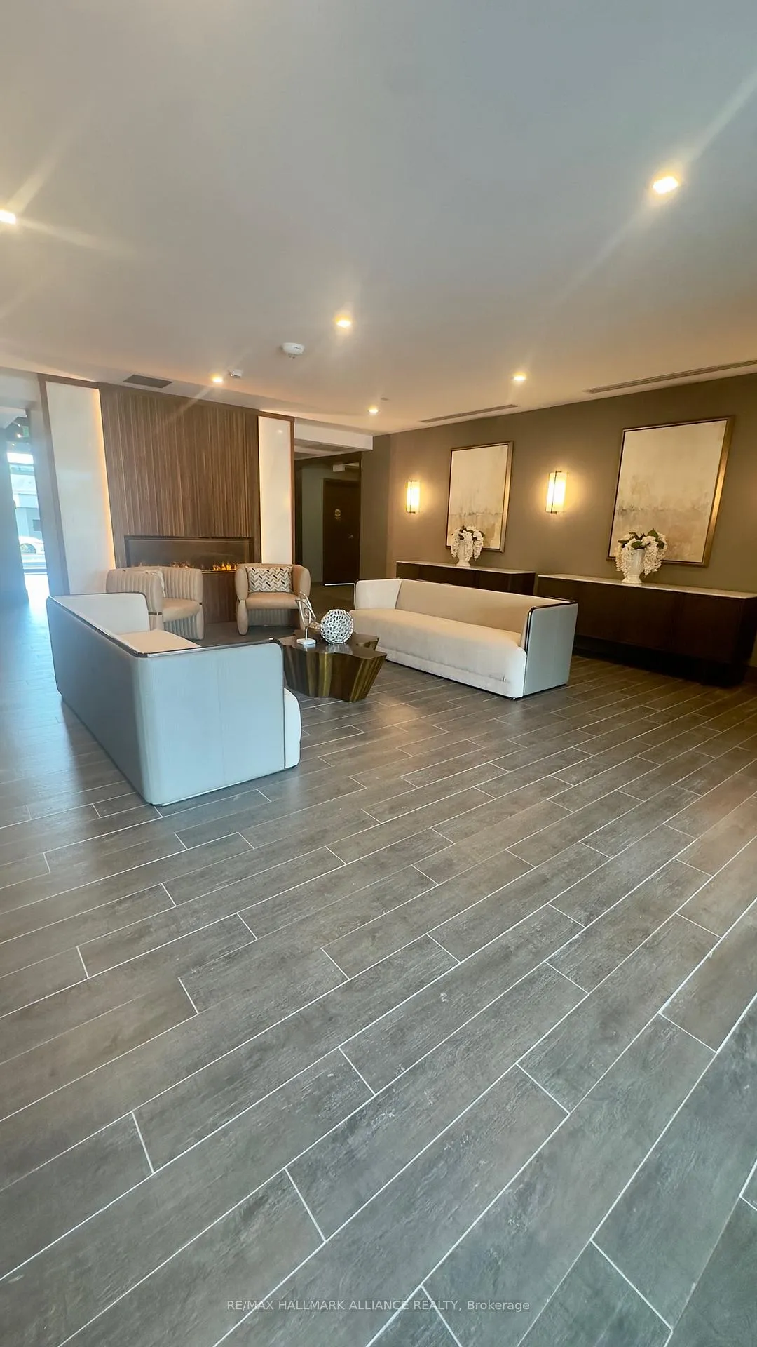 Front of Unit #226, 470 Dundas Street E