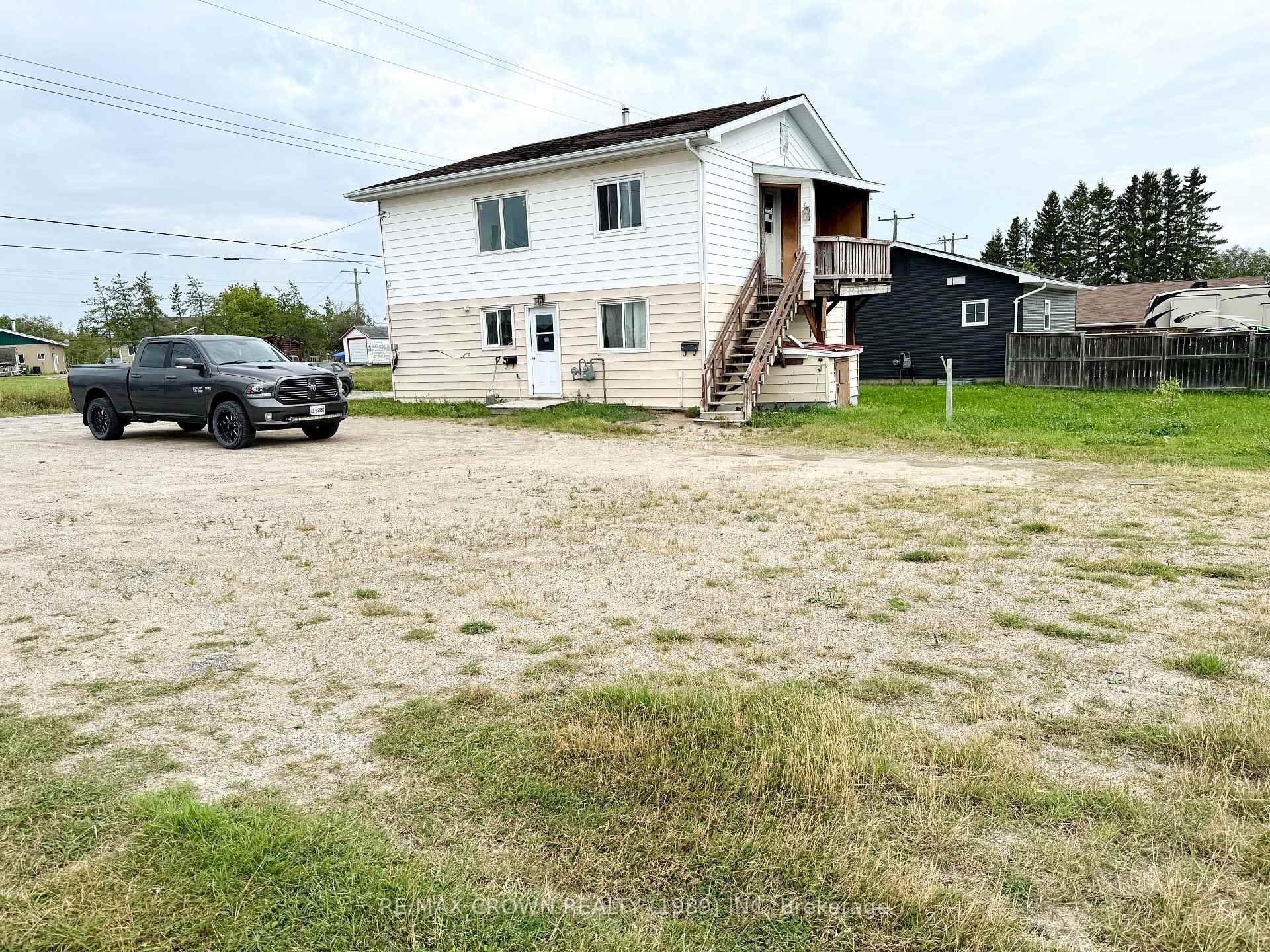 Photo 3 of 26 Gurney Road, Kapuskasing — HOMEH