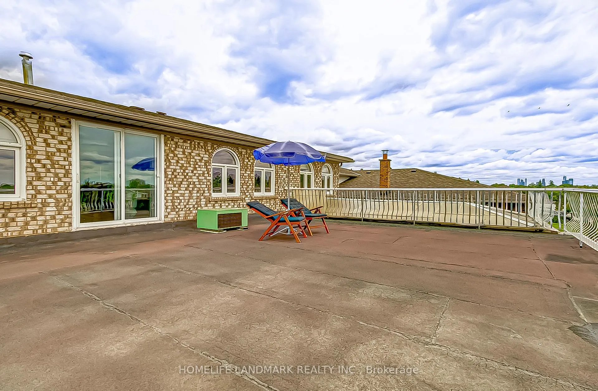 Photo 25 of 452 Woodbridge Avenue, Vaughan, West Woodbridge — HOMEH
