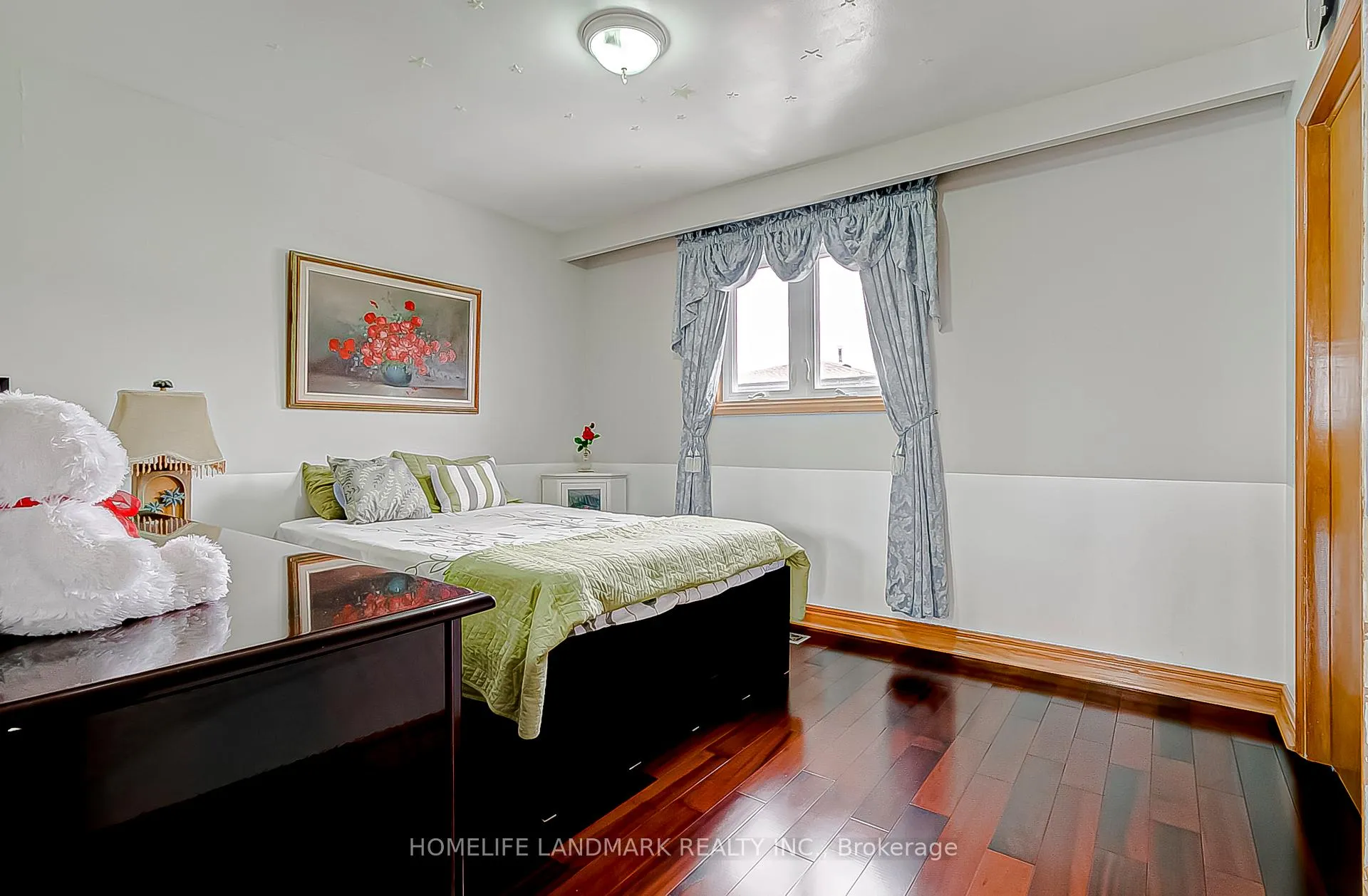 Photo 28 of 452 Woodbridge Avenue, Vaughan, West Woodbridge — HOMEH