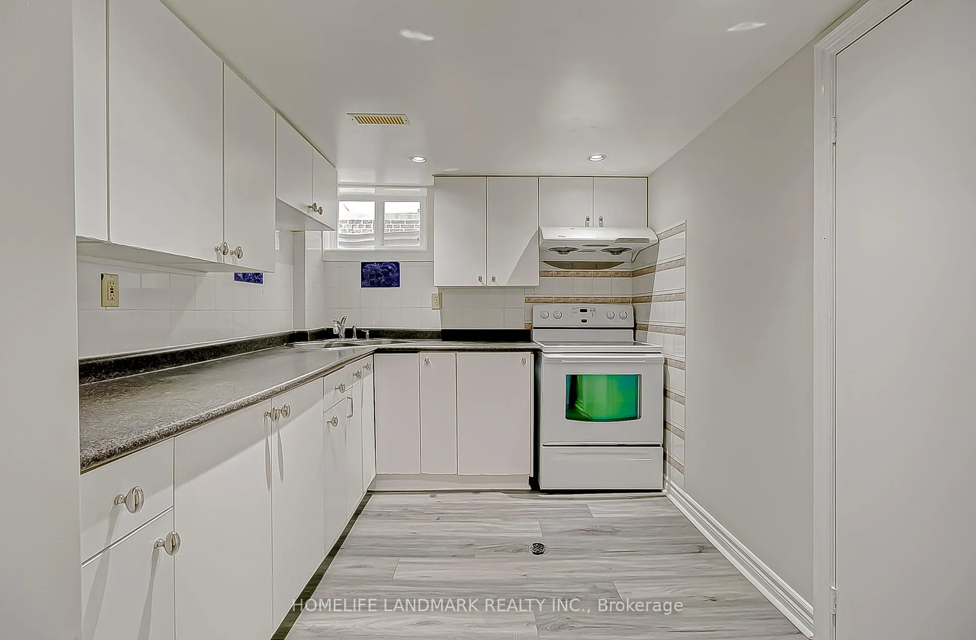 Photo 37 of 452 Woodbridge Avenue, Vaughan, West Woodbridge — HOMEH