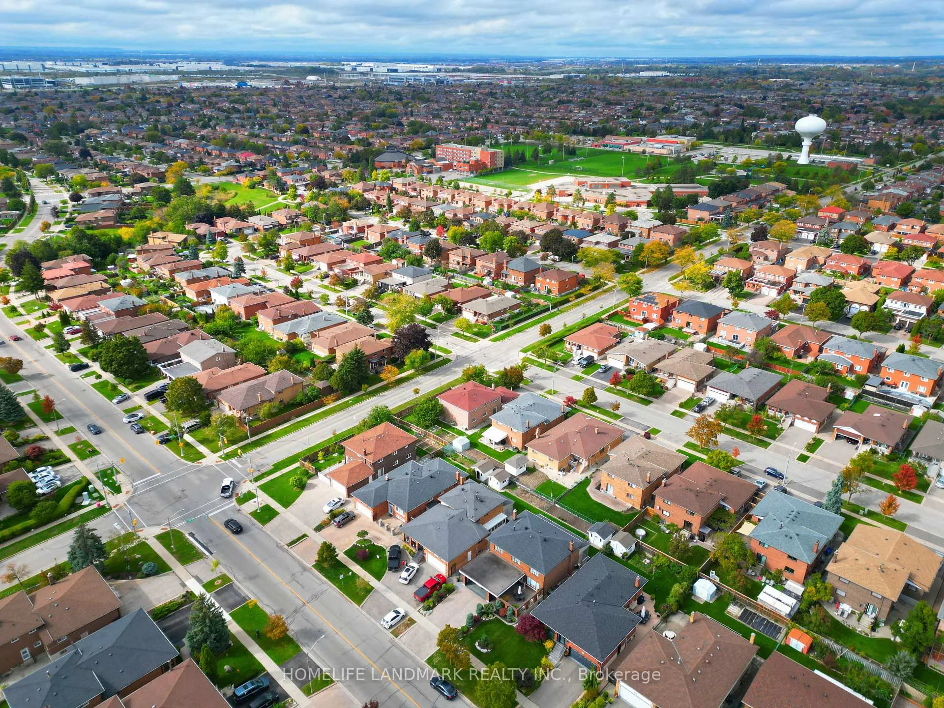 Photo 42 of 452 Woodbridge Avenue, Vaughan, West Woodbridge — HOMEH