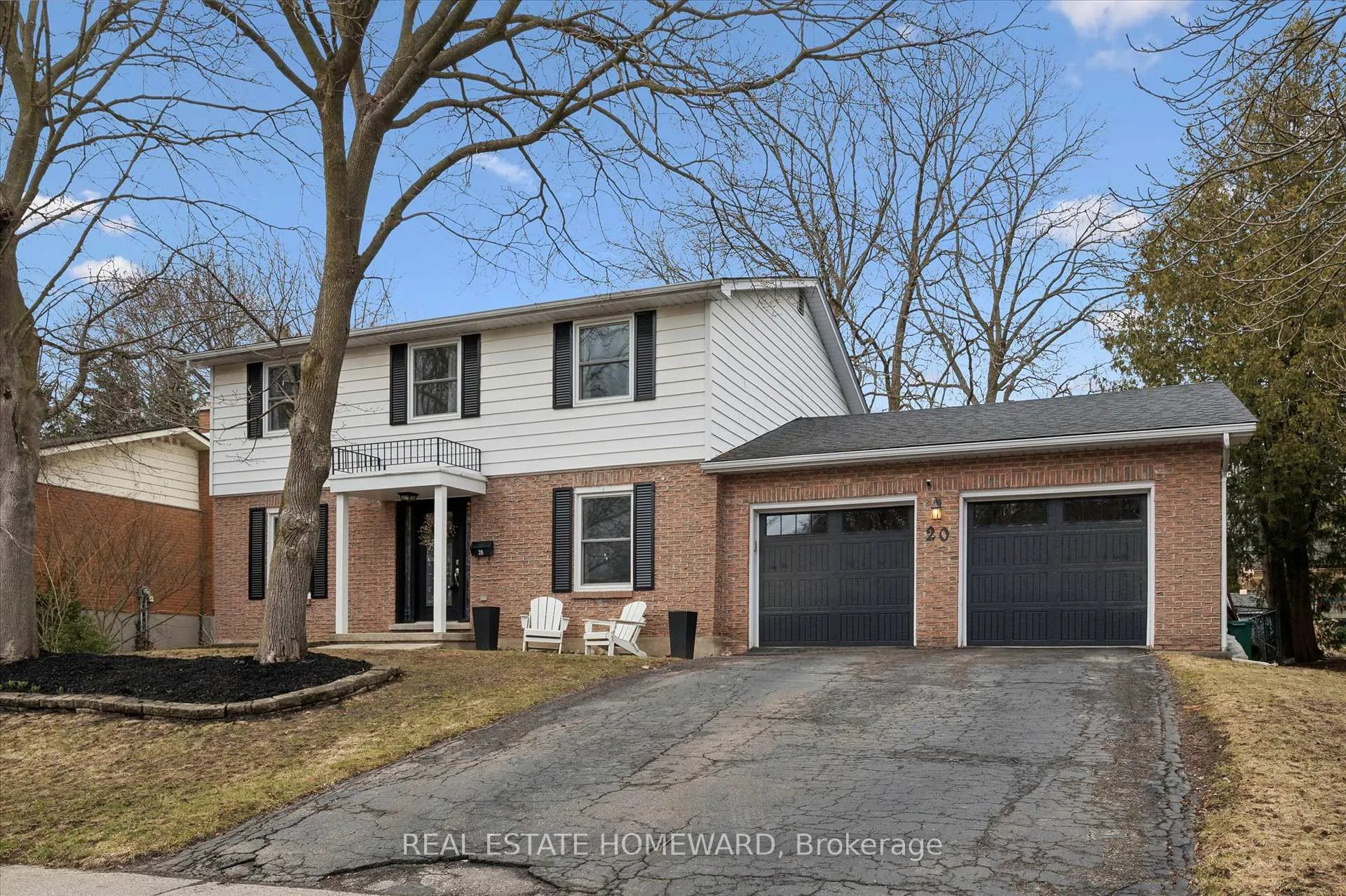 Photo 4 of 20 Combermere Crescent, Waterloo — HOMEH