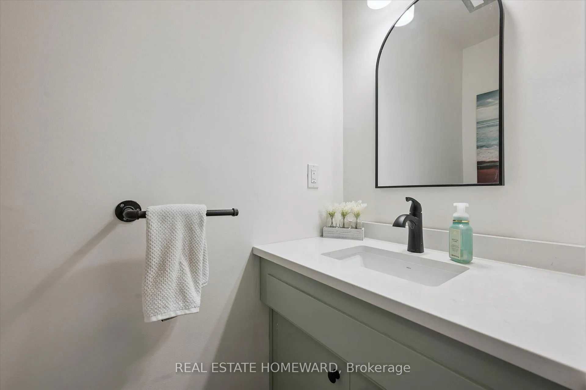 Photo 19 of 20 Combermere Crescent, Waterloo — HOMEH