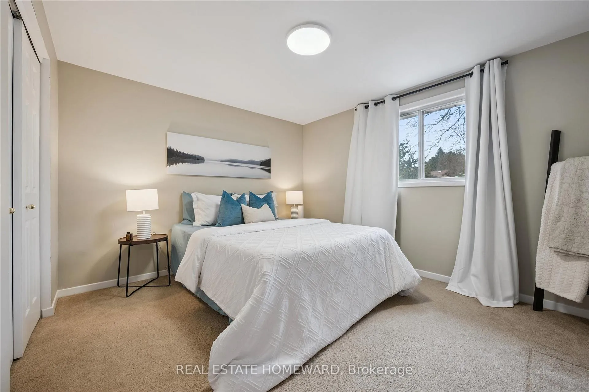 Photo 21 of 20 Combermere Crescent, Waterloo — HOMEH