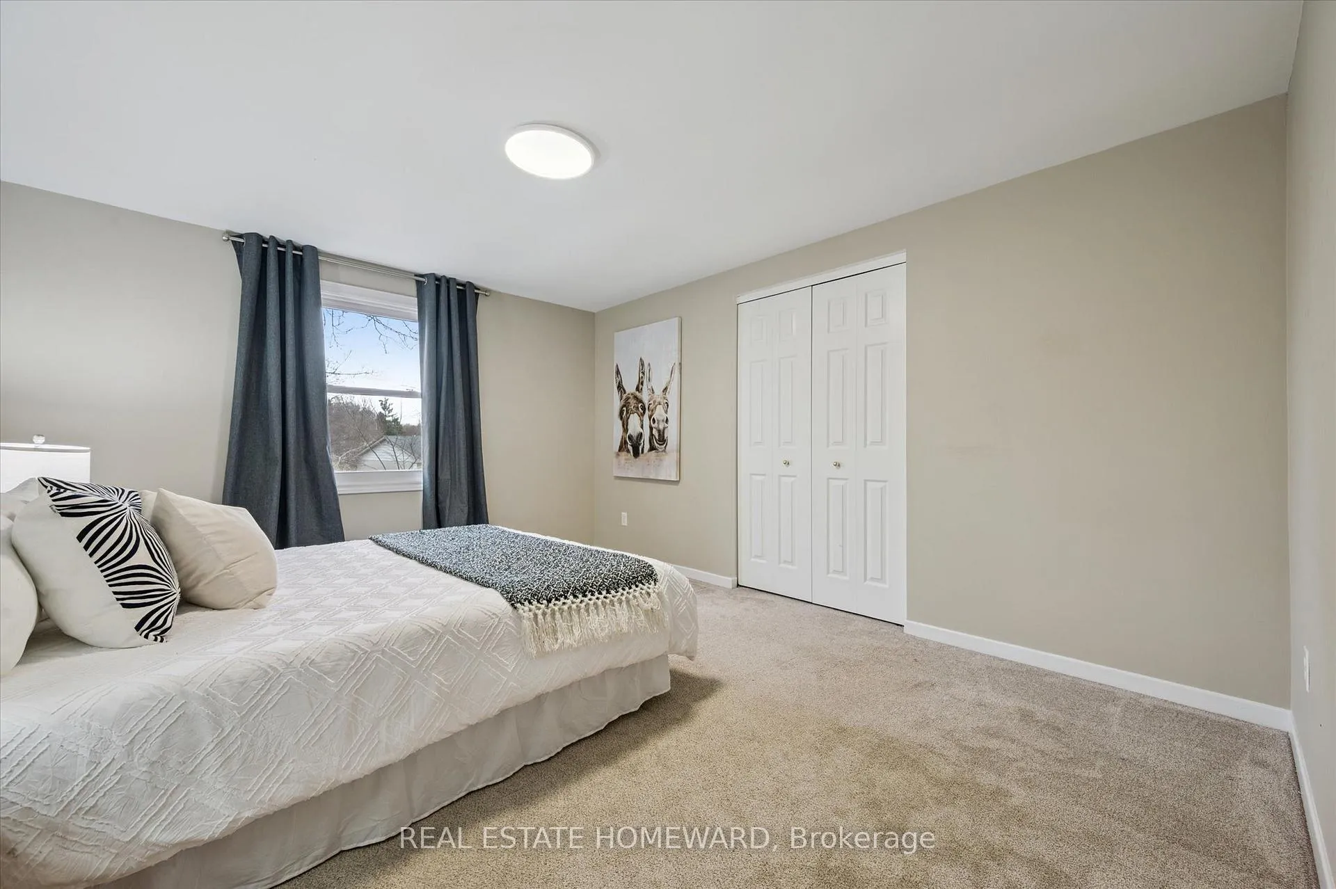 Photo 25 of 20 Combermere Crescent, Waterloo — HOMEH