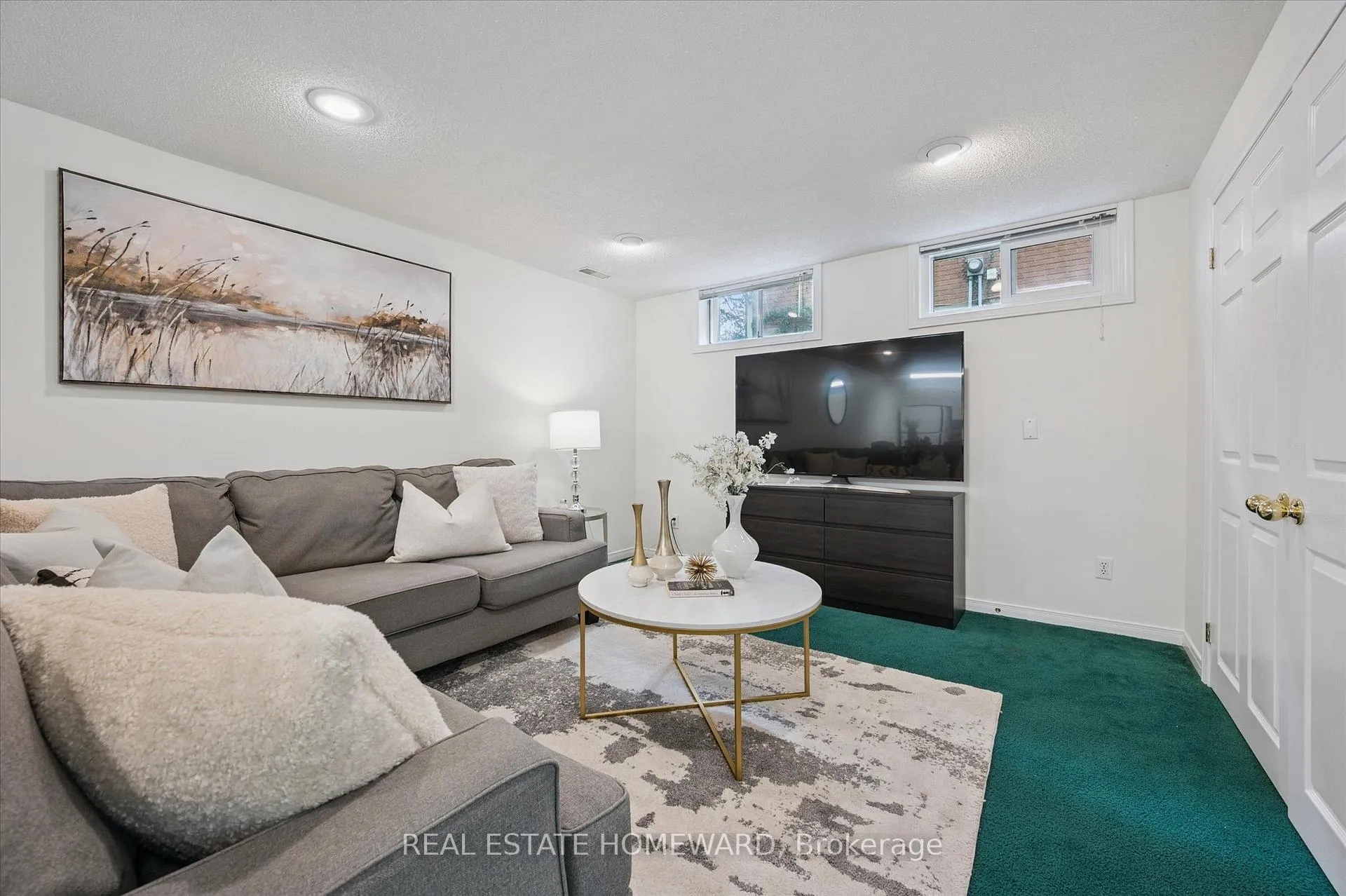 Photo 32 of 20 Combermere Crescent, Waterloo — HOMEH