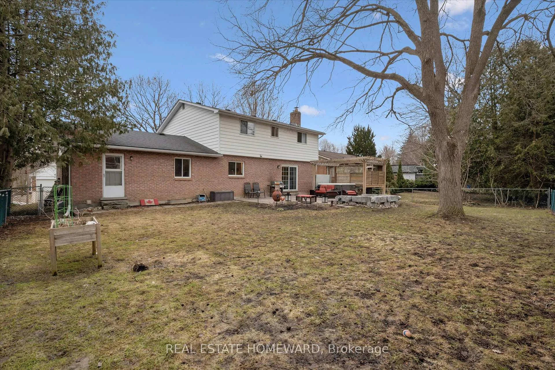 Photo 39 of 20 Combermere Crescent, Waterloo — HOMEH