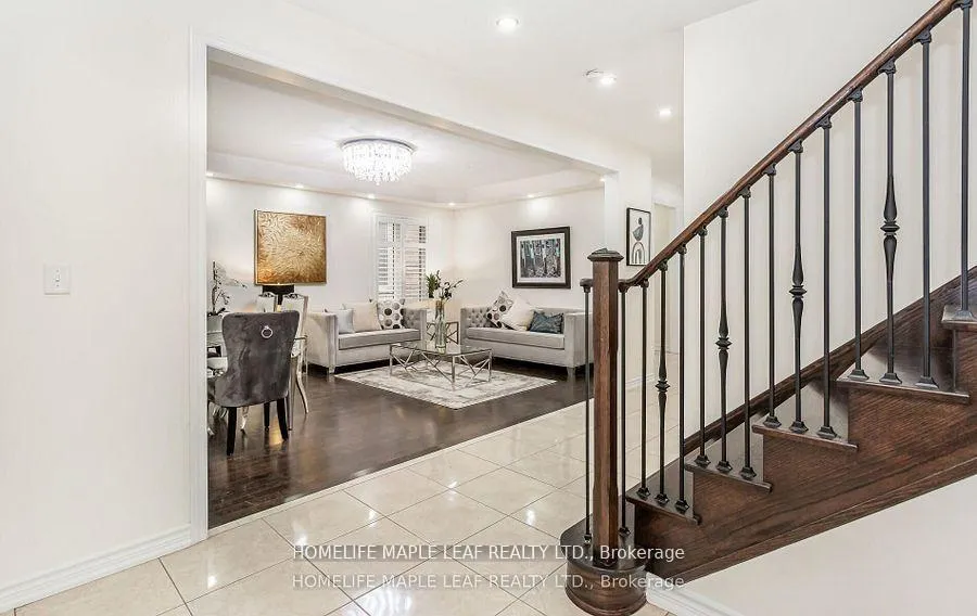 Photo 20 of 11 Cloverhaven Road, Brampton, Toronto Gore Rural Estate — HOMEH