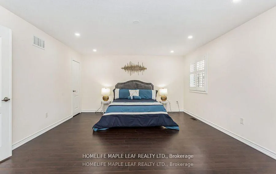 Photo 25 of 11 Cloverhaven Road, Brampton, Toronto Gore Rural Estate — HOMEH