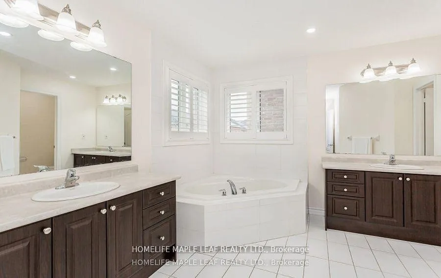 Photo 27 of 11 Cloverhaven Road, Brampton, Toronto Gore Rural Estate — HOMEH