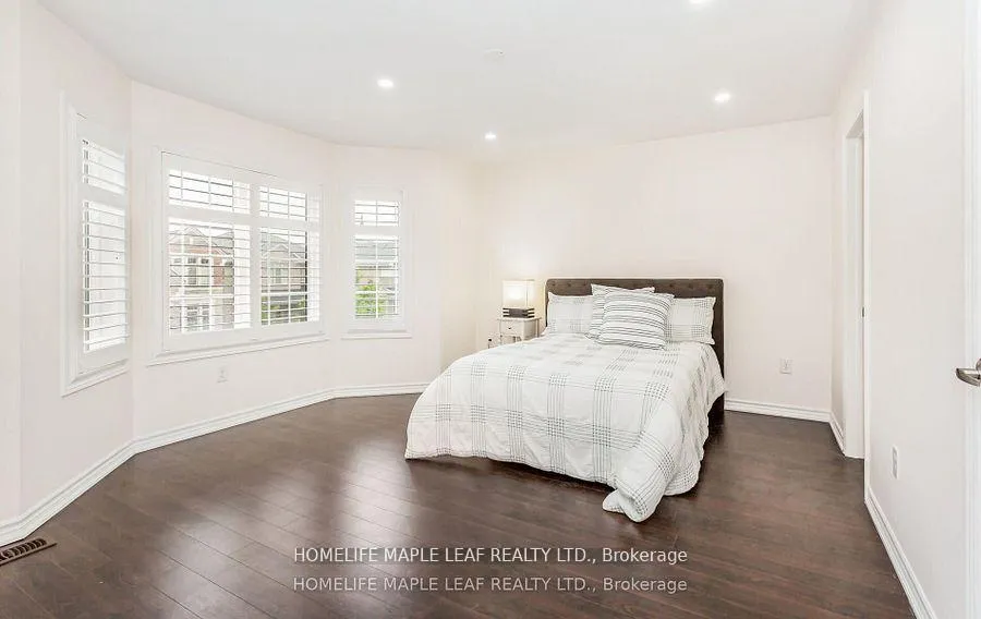 Photo 28 of 11 Cloverhaven Road, Brampton, Toronto Gore Rural Estate — HOMEH