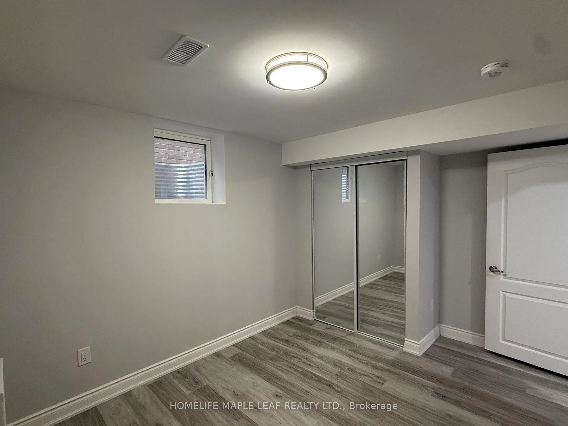Photo 45 of 11 Cloverhaven Road, Brampton, Toronto Gore Rural Estate — HOMEH