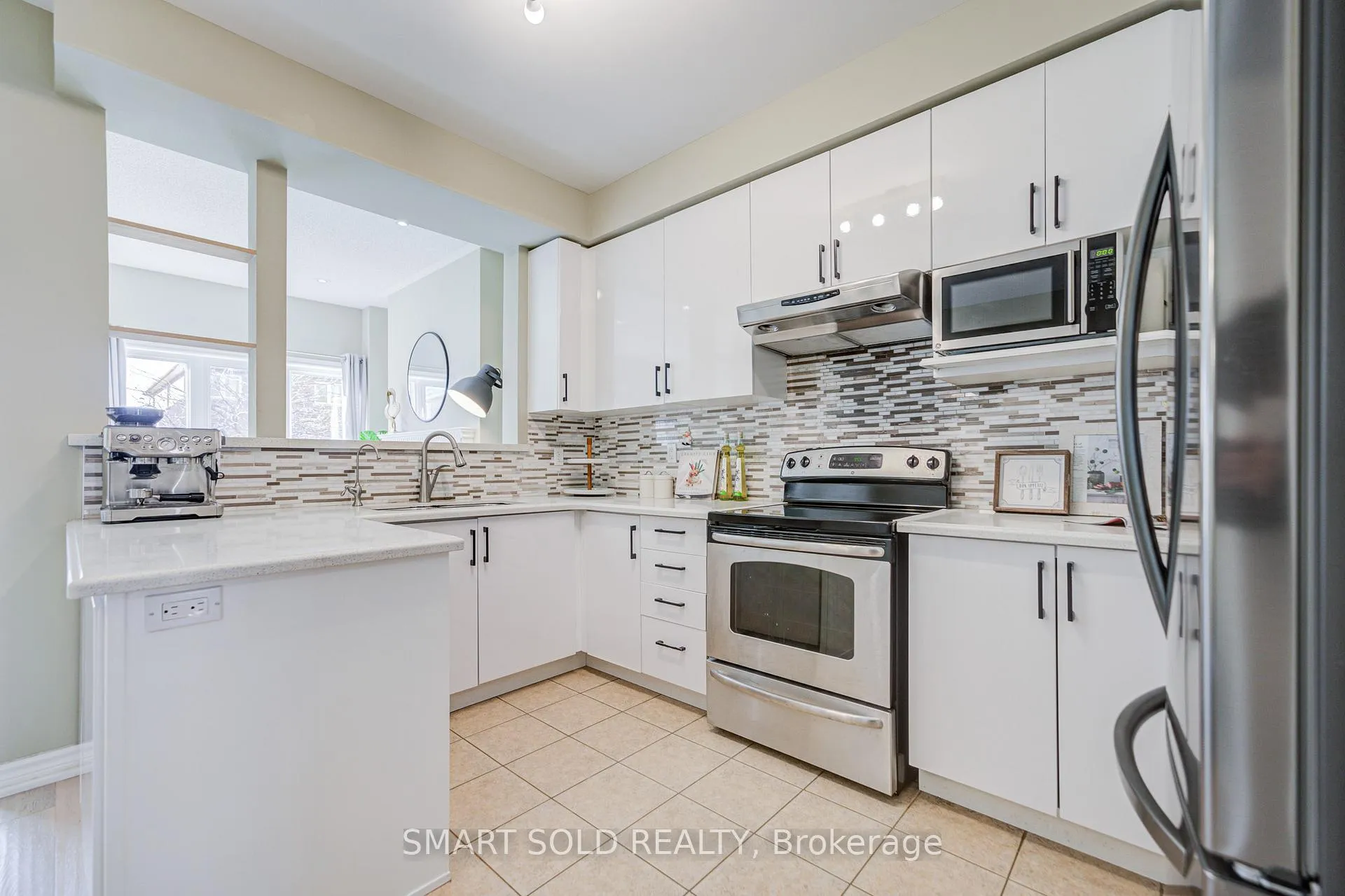Photo 6 of 11 Borjana Boulevard, Vaughan, Patterson — HOMEH