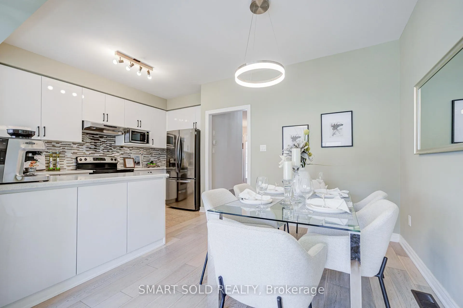 Photo 10 of 11 Borjana Boulevard, Vaughan, Patterson — HOMEH