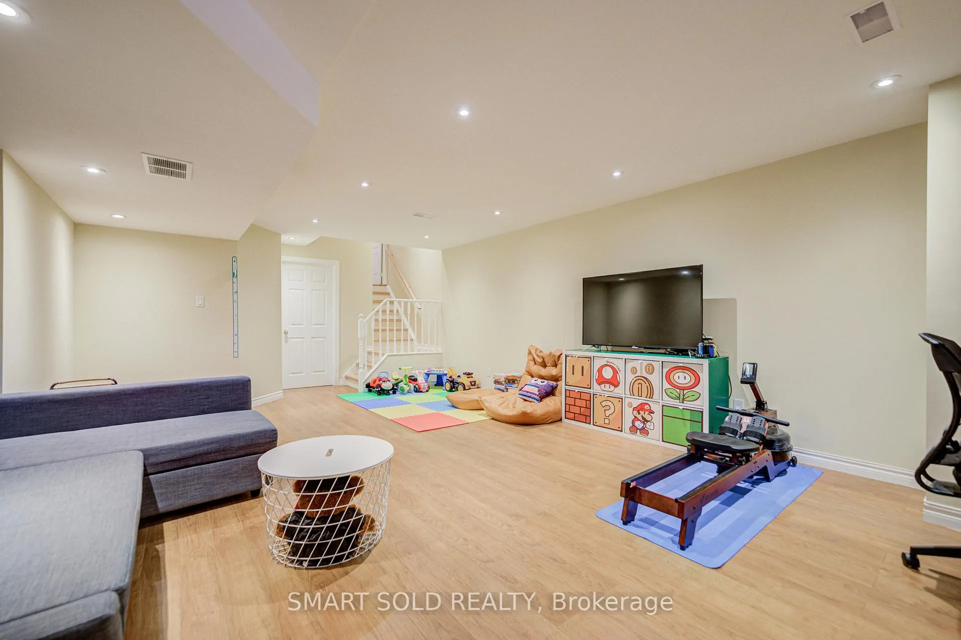 Photo 39 of 11 Borjana Boulevard, Vaughan, Patterson — HOMEH