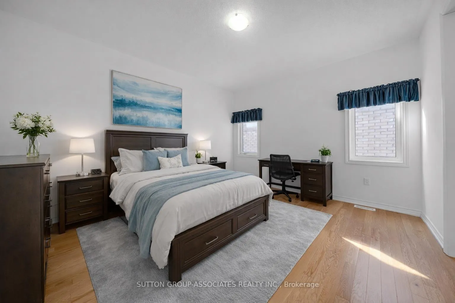 Photo 17 of 130 Lyle Drive, Clarington, Bowmanville — HOMEH