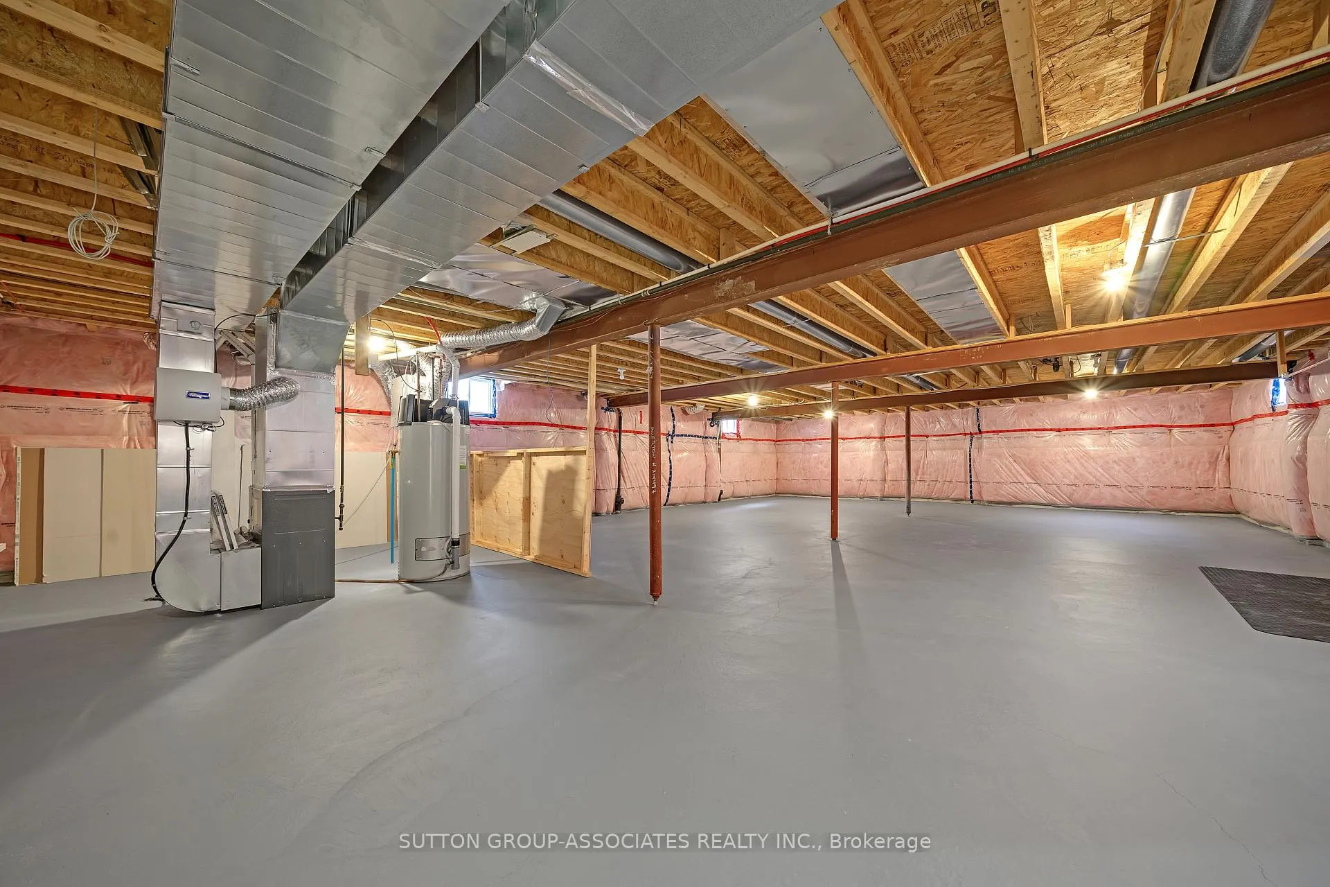 Photo 25 of 130 Lyle Drive, Clarington, Bowmanville — HOMEH