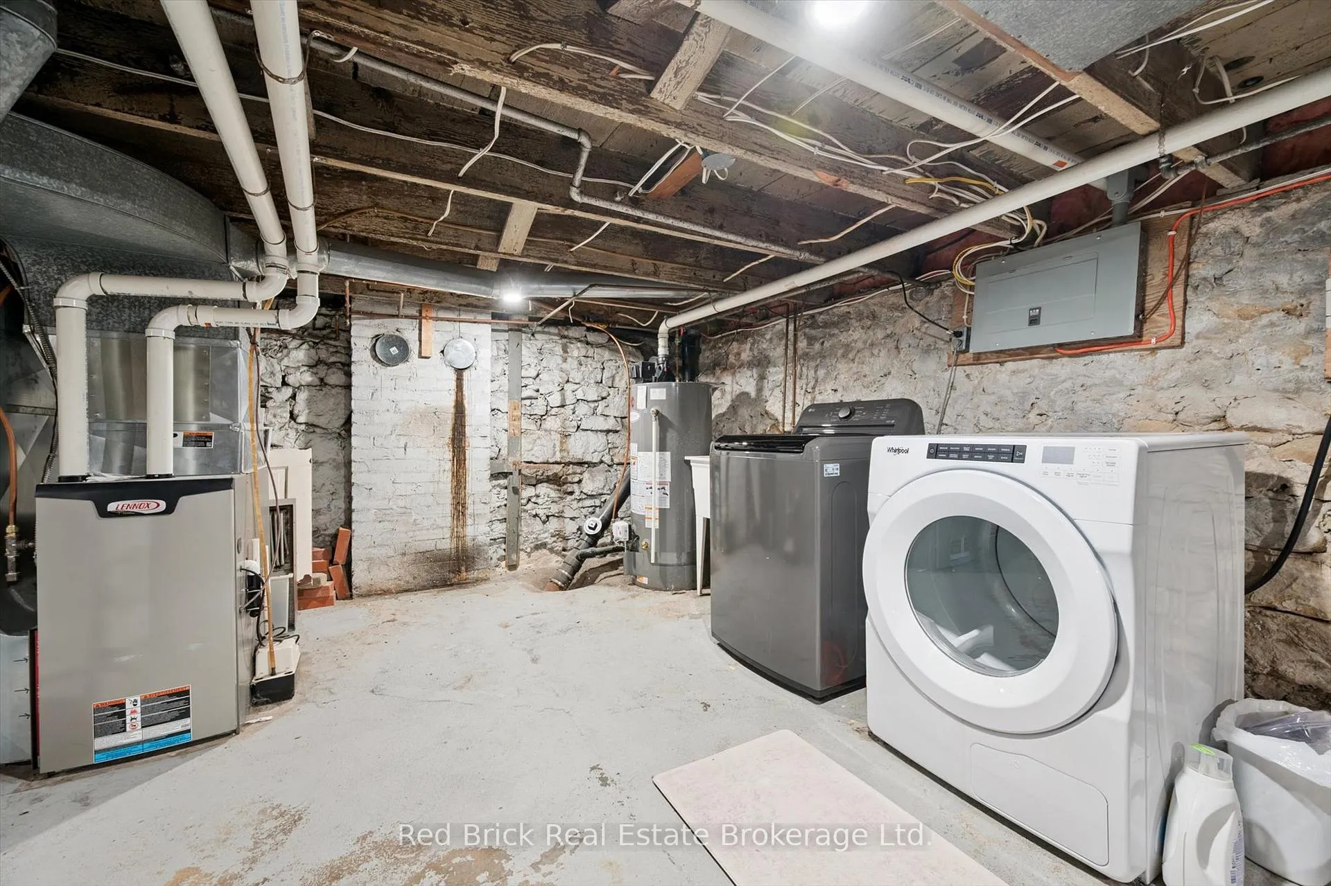 Photo 27 of 32 Eramosa Road, Guelph, General Hospital — HOMEH