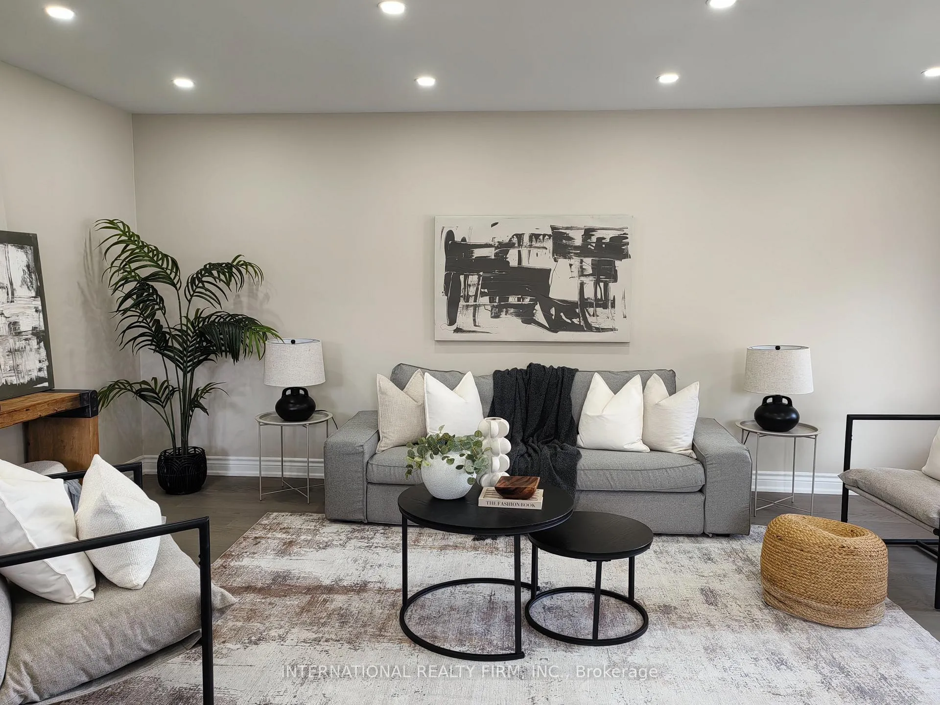 Photo 7 of 463 Rossland Road E, Oshawa, O'Neill — HOMEH