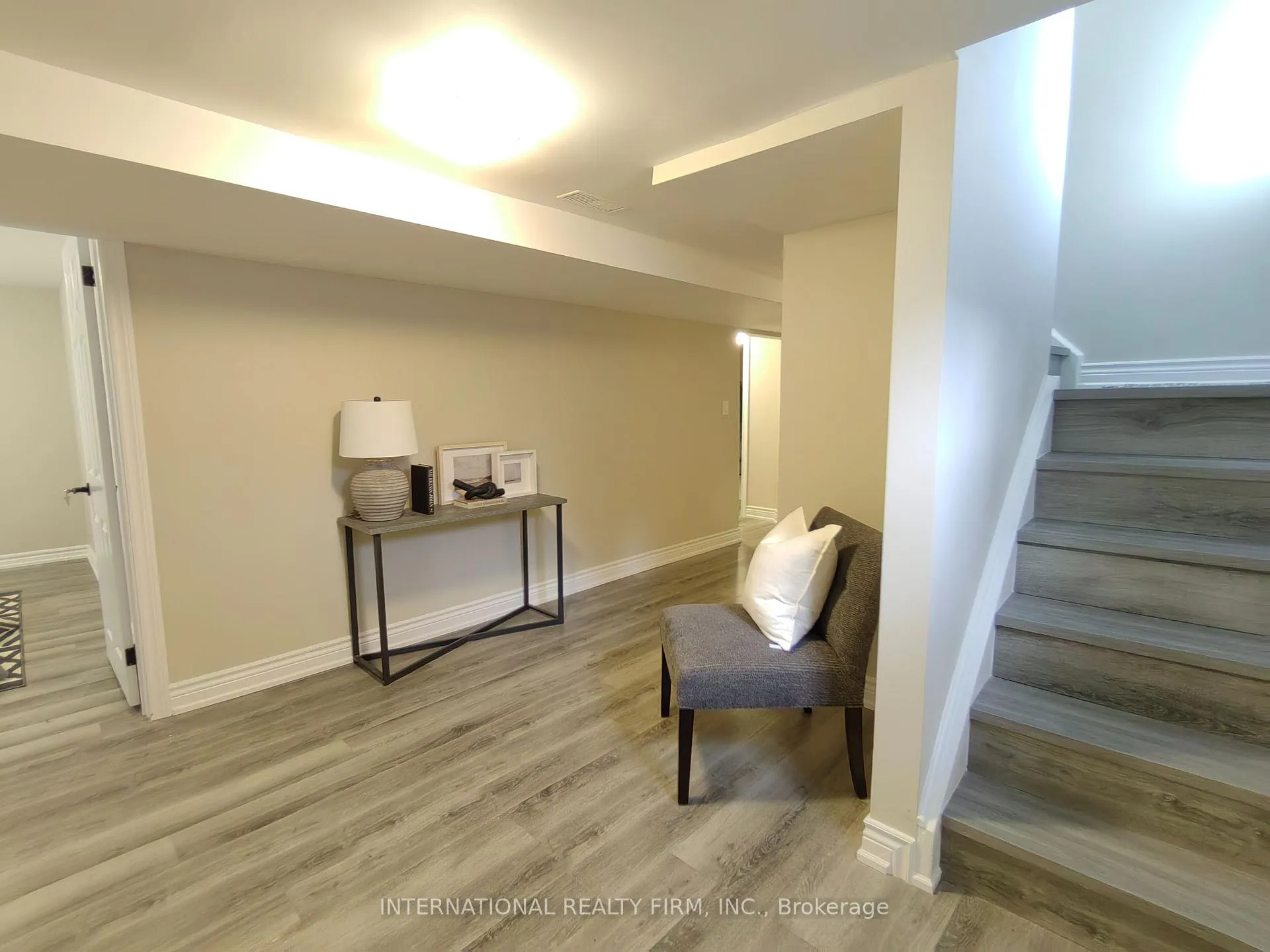 Photo 17 of 463 Rossland Road E, Oshawa, O'Neill — HOMEH