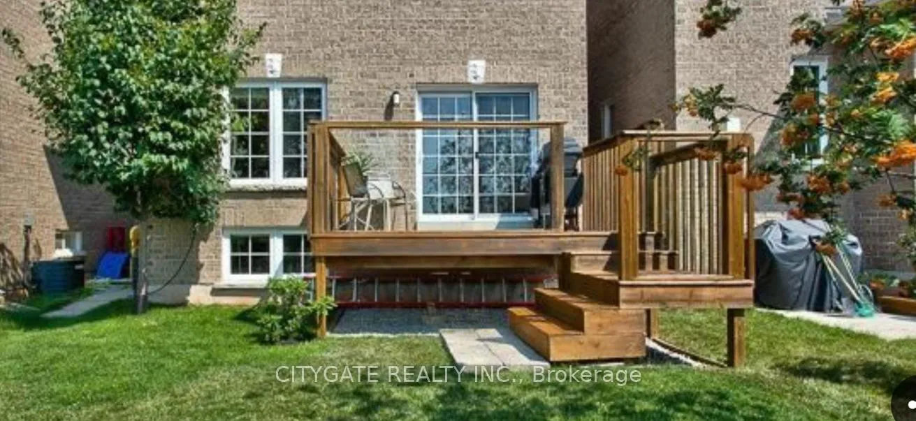 Photo 7 of 2388 Postmaster Drive, Oakville, Westmount — HOMEH