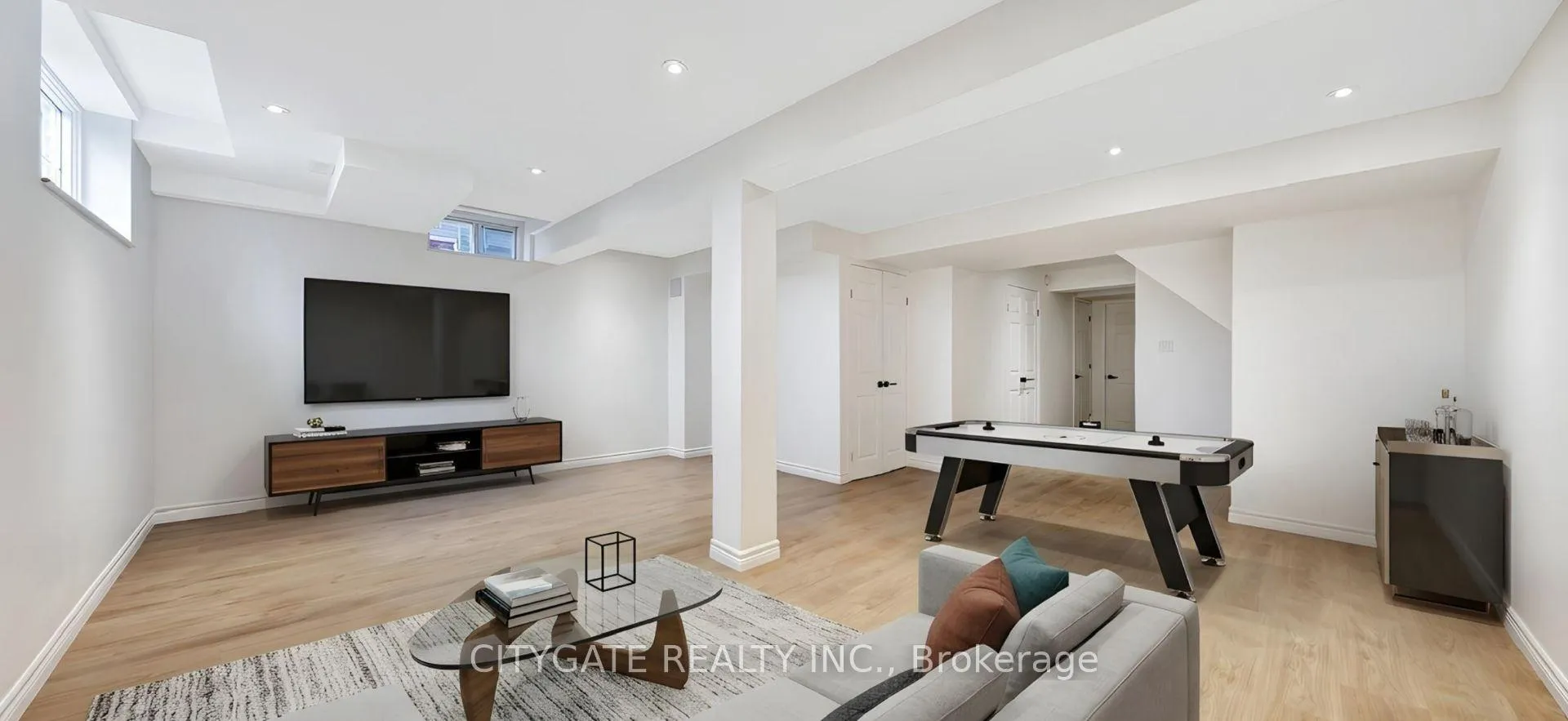 Photo 34 of 2388 Postmaster Drive, Oakville, Westmount — HOMEH