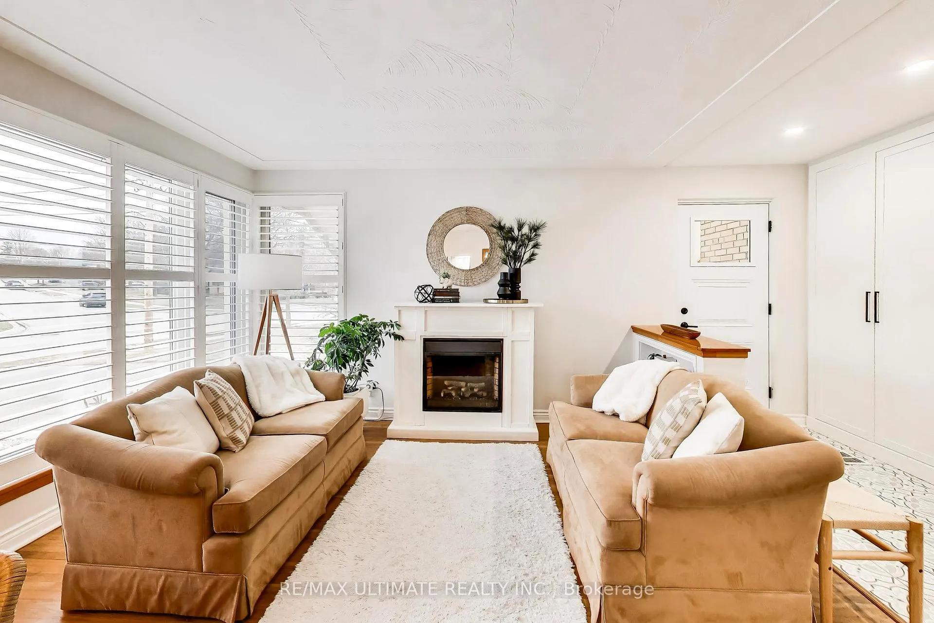 Photo 1 of 214 Riverplace Crescent, Milton, Old Milton — HOMEH