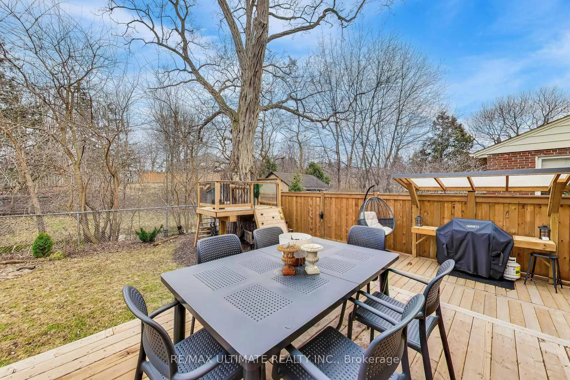 Photo 32 of 214 Riverplace Crescent, Milton, Old Milton — HOMEH