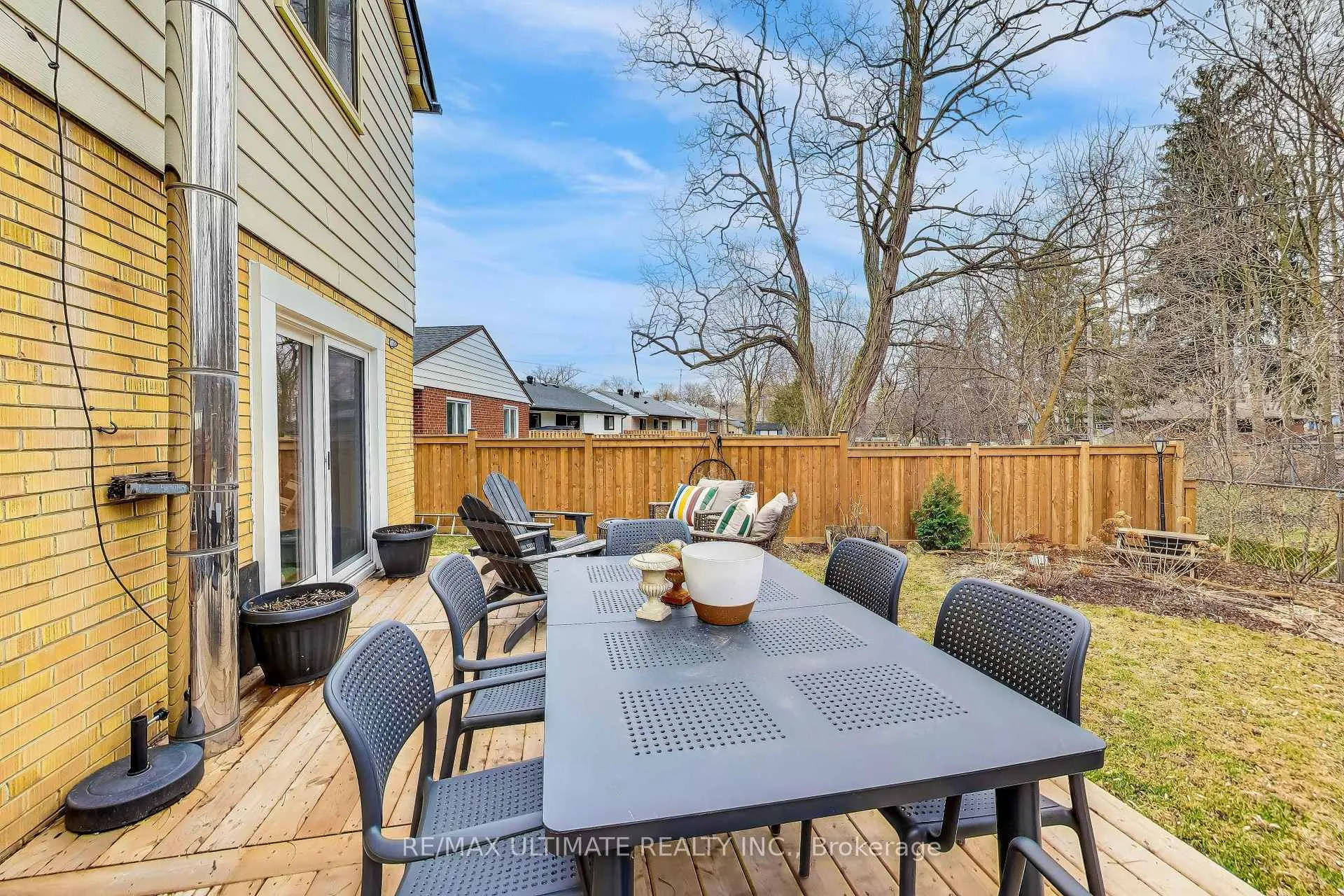 Photo 33 of 214 Riverplace Crescent, Milton, Old Milton — HOMEH