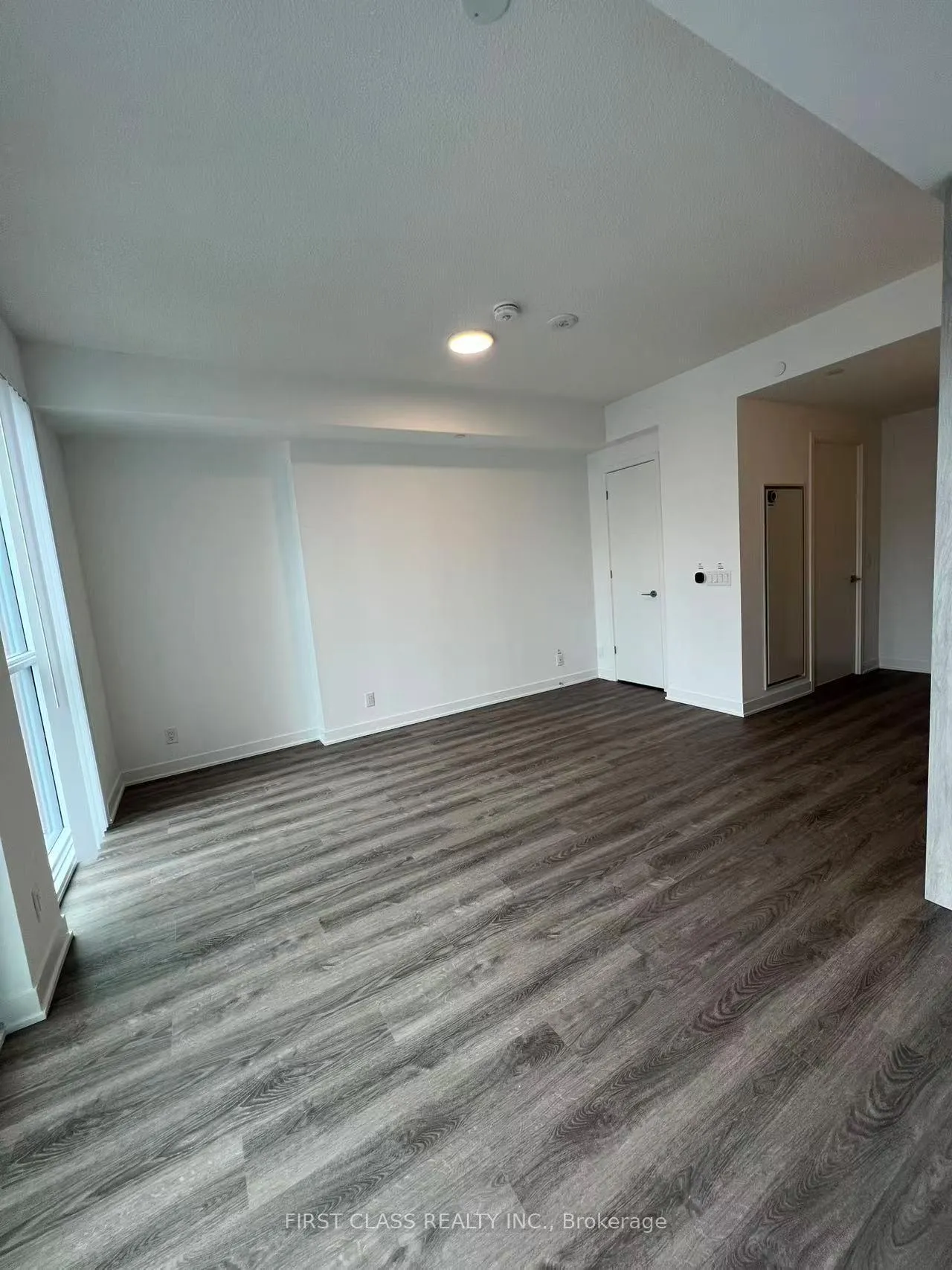 Photo 6 of Unit 3511, 180 Front Street E, Toronto, Moss Park — HOMEH