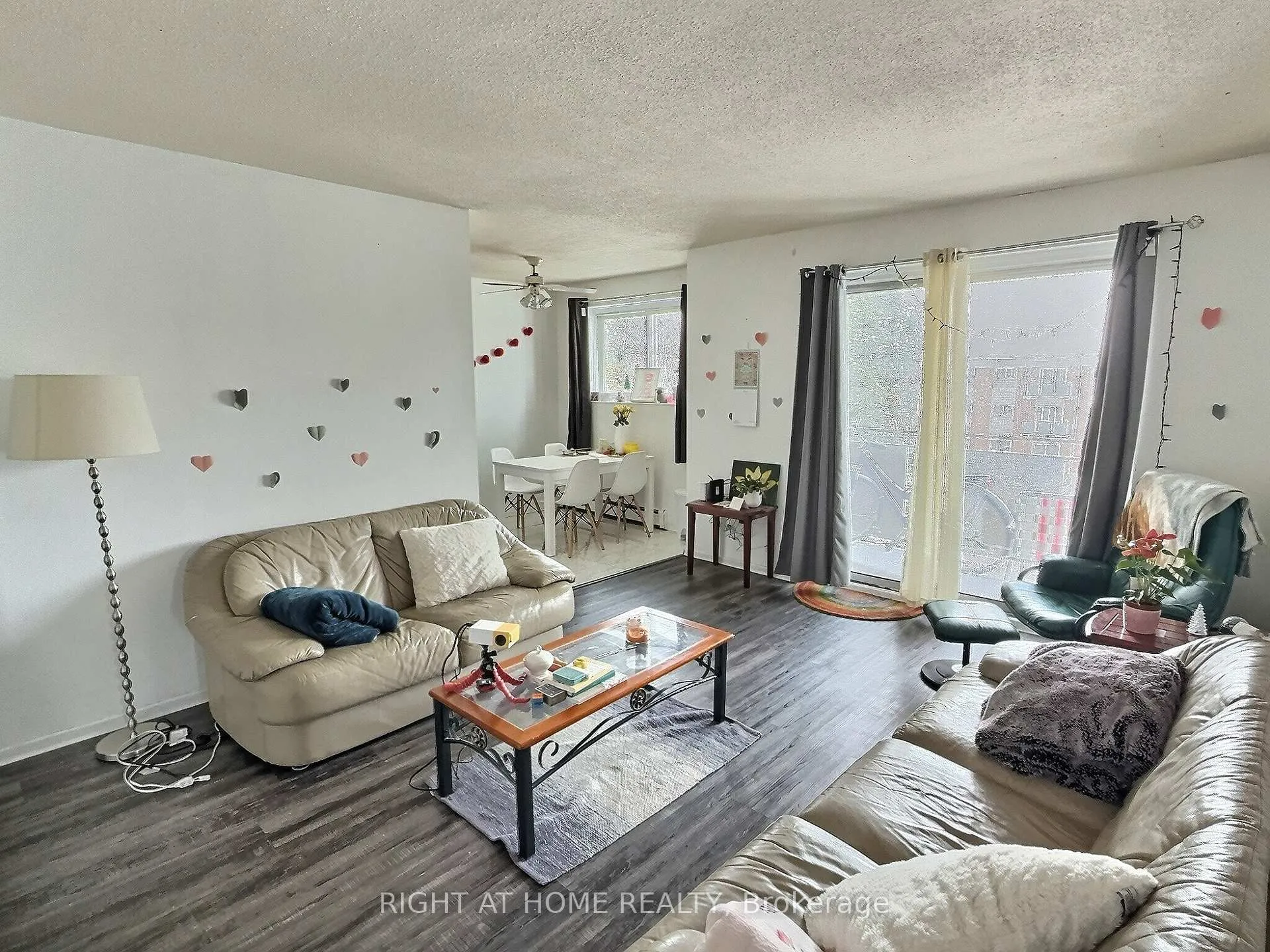 Photo 3 of Unit 10, 525 Parkside Dr, Waterloo — HOMEH