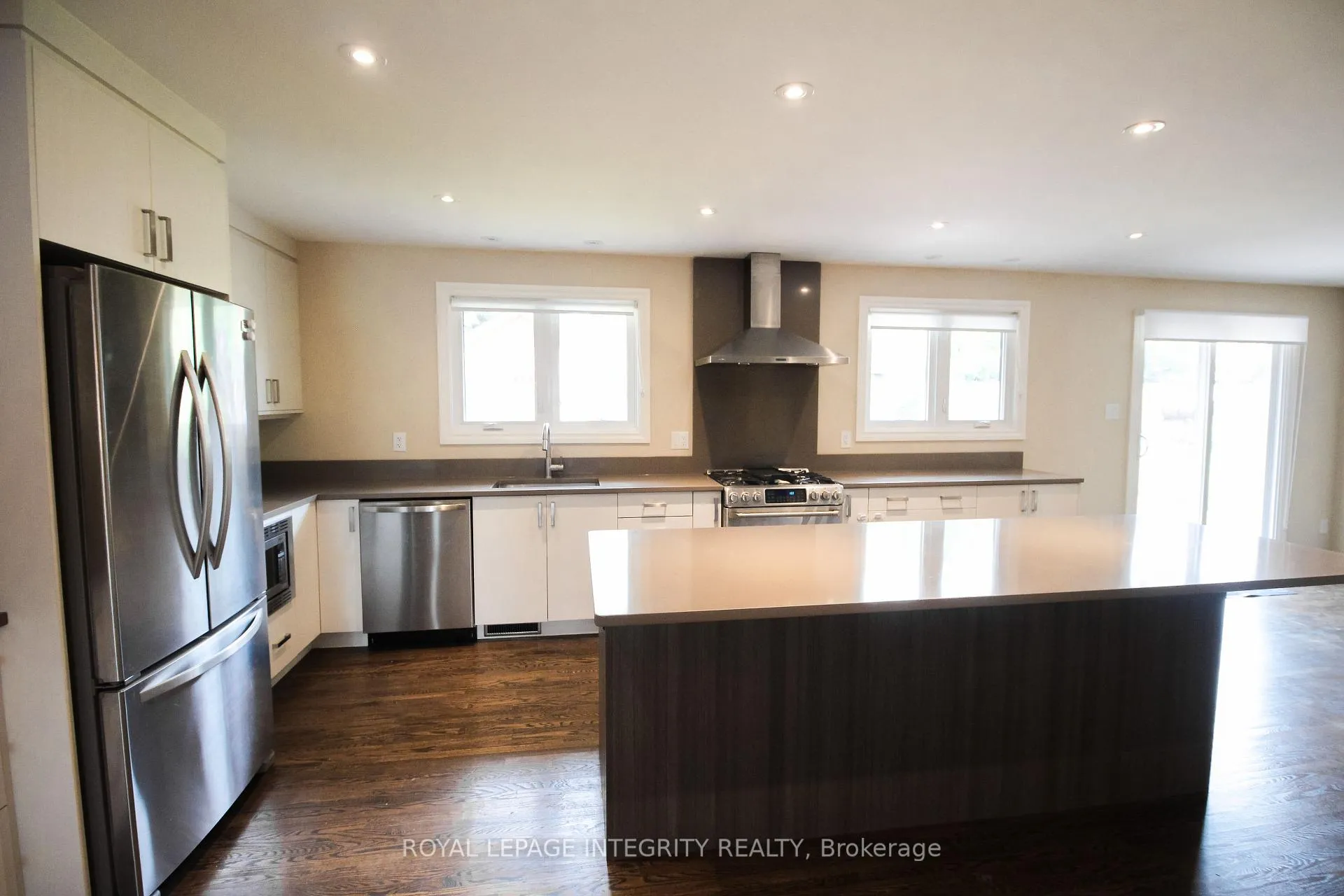 Photo 7 of 2550 Traverse Drive S, Ottawa, Brookfield Gardens — HOMEH