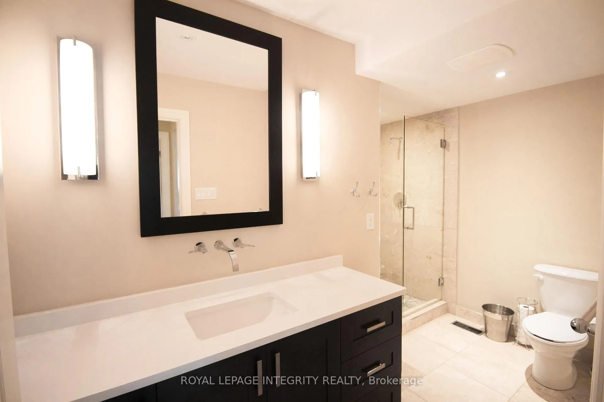 Photo 13 of 2550 Traverse Drive S, Ottawa, Brookfield Gardens — HOMEH