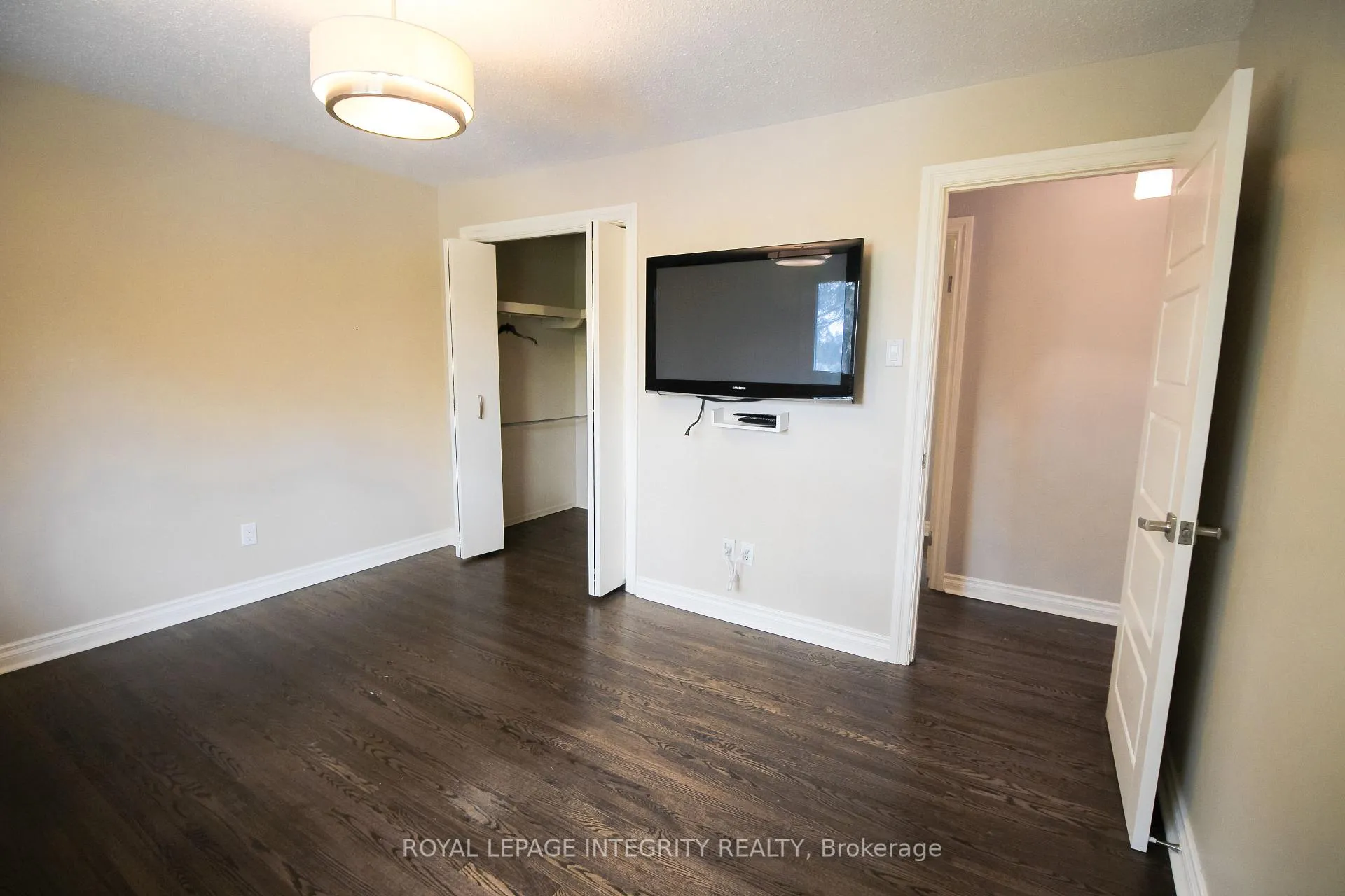 Photo 24 of 2550 Traverse Drive S, Ottawa, Brookfield Gardens — HOMEH