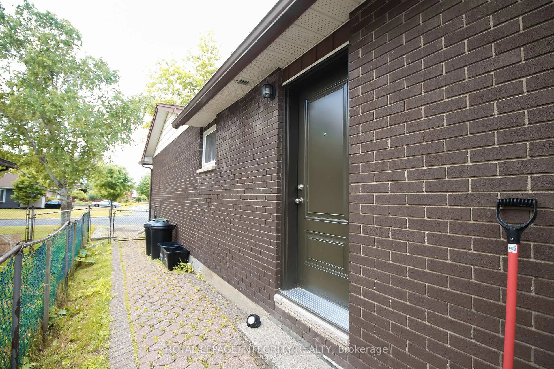 Photo 26 of 2550 Traverse Drive S, Ottawa, Brookfield Gardens — HOMEH