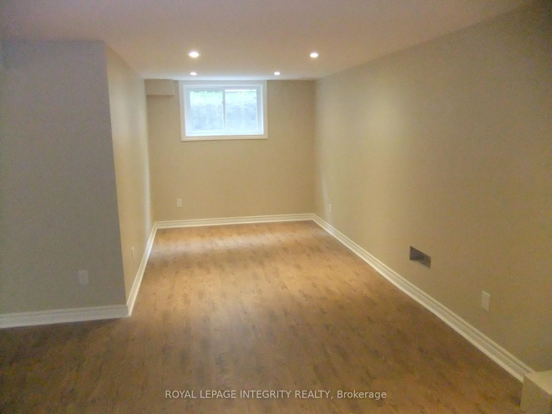 Photo 28 of 2550 Traverse Drive S, Ottawa, Brookfield Gardens — HOMEH