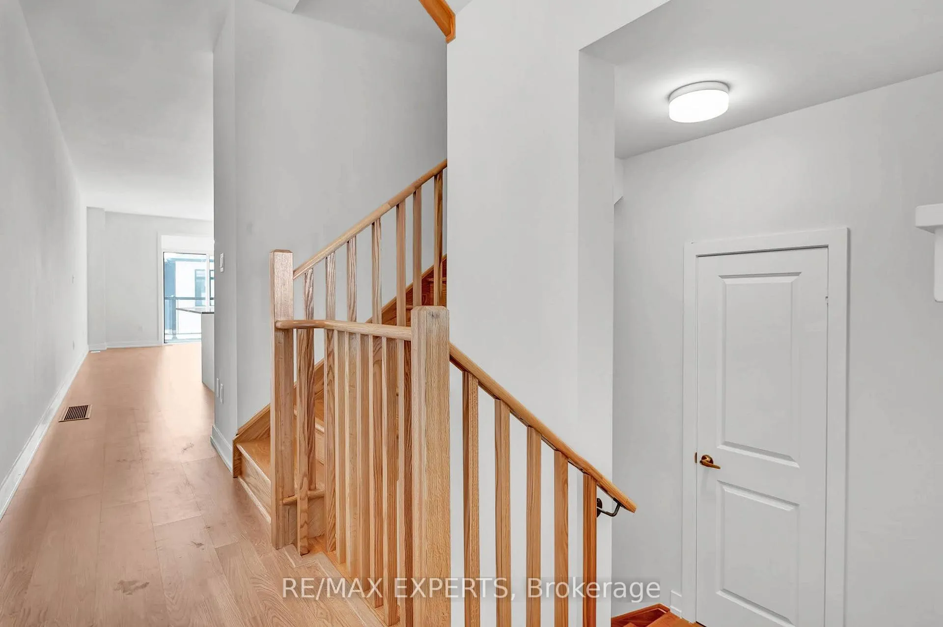 Photo 5 of 1804 Donald cousens Parkway, Markham, Cornell — HOMEH