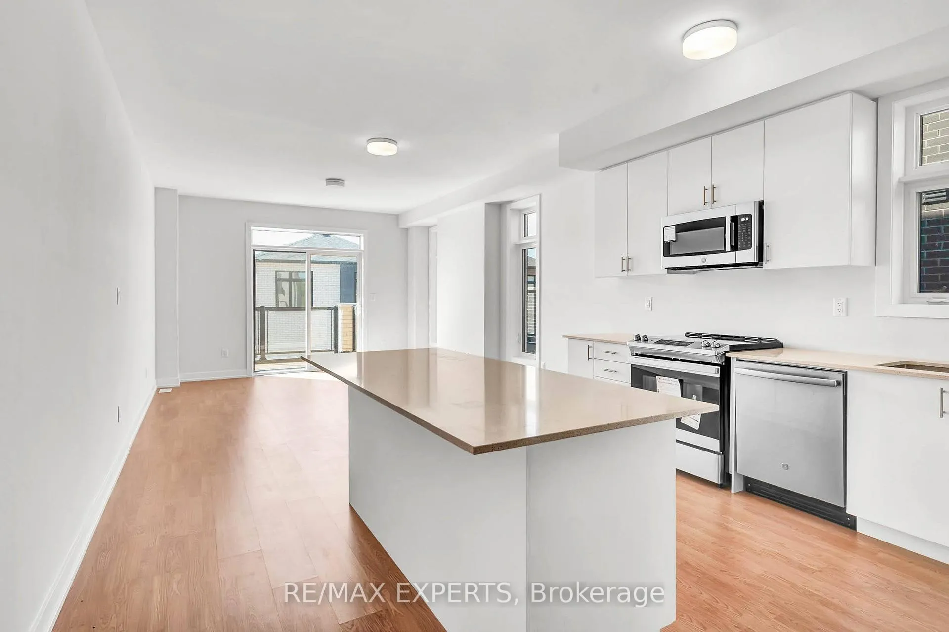 Photo 8 of 1804 Donald cousens Parkway, Markham, Cornell — HOMEH