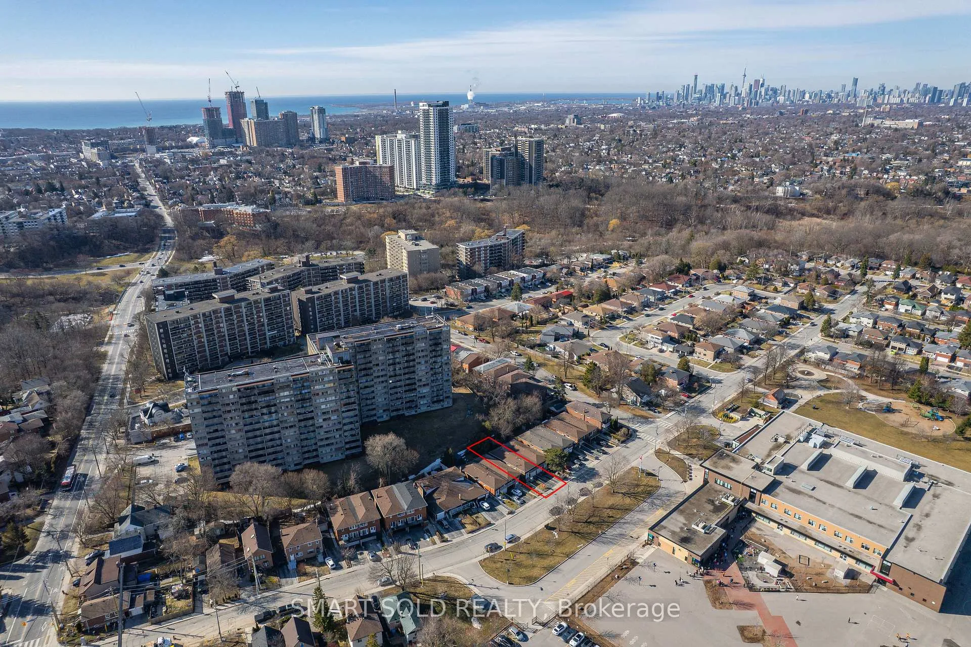 Photo 10 of 59 Chapman Avenue, Toronto, O'Connor-Parkview — HOMEH