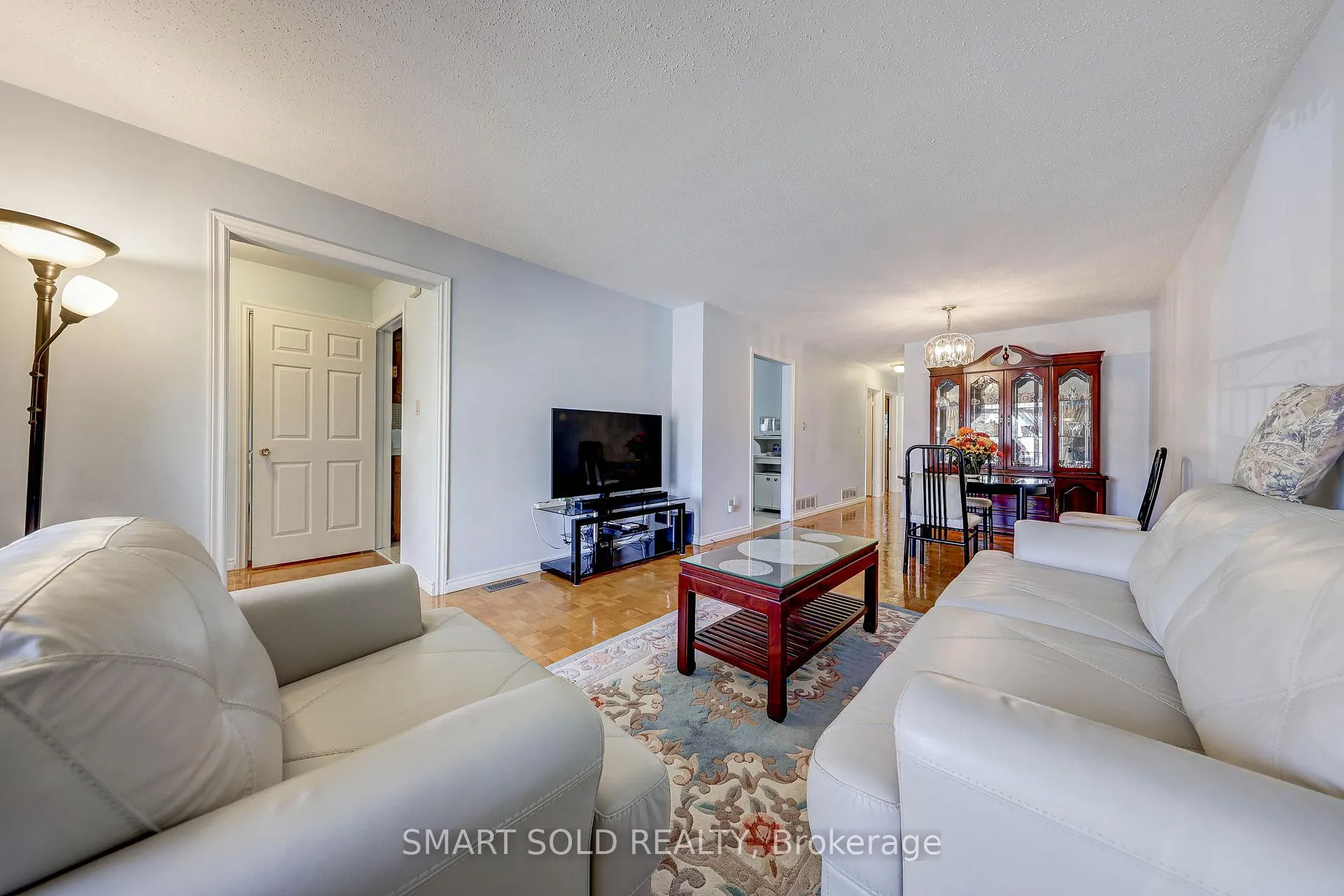 Photo 17 of 59 Chapman Avenue, Toronto, O'Connor-Parkview — HOMEH