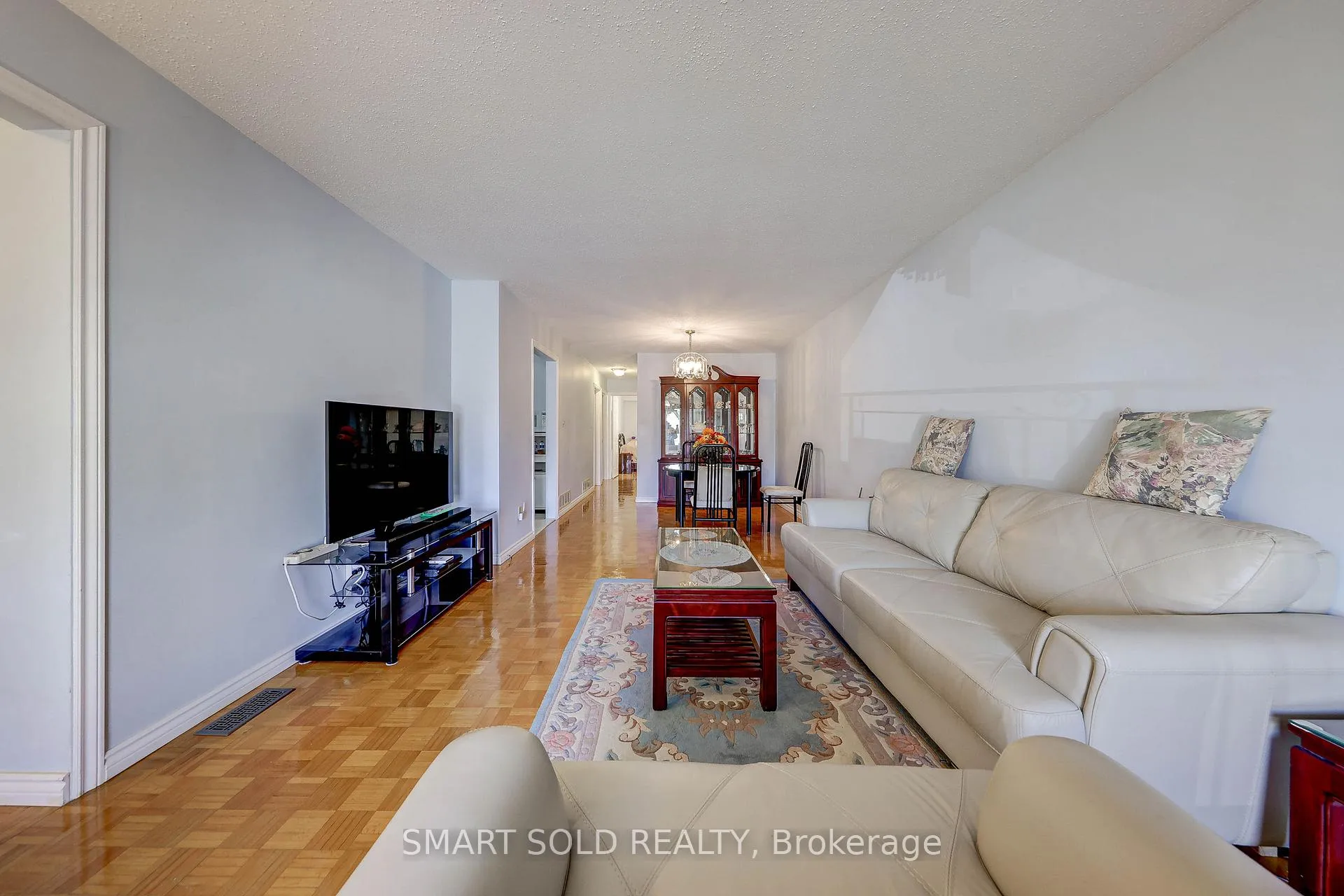 Photo 18 of 59 Chapman Avenue, Toronto, O'Connor-Parkview — HOMEH