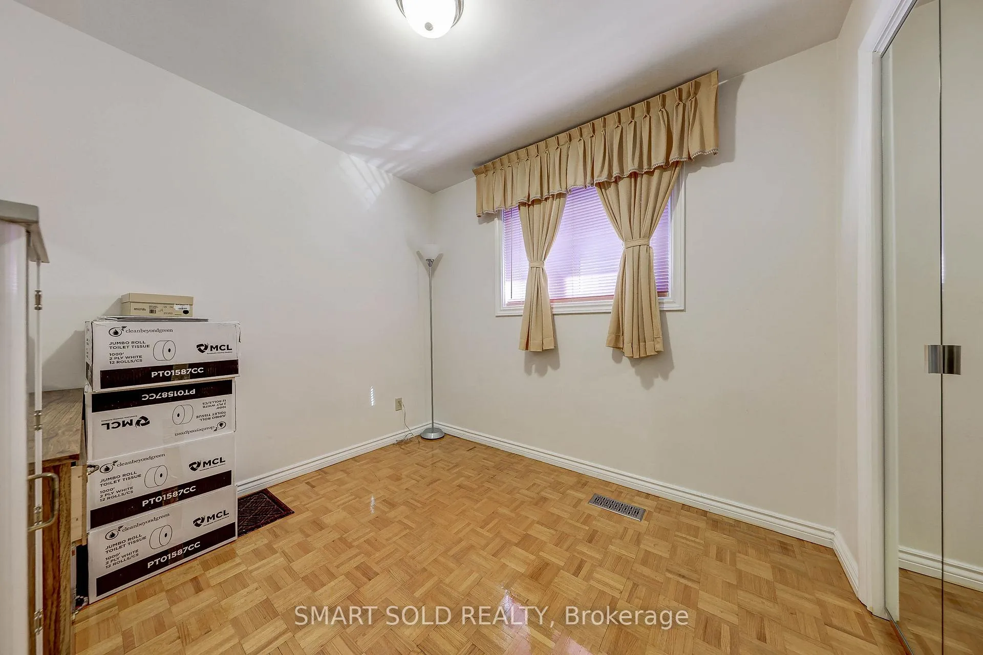 Photo 29 of 59 Chapman Avenue, Toronto, O'Connor-Parkview — HOMEH