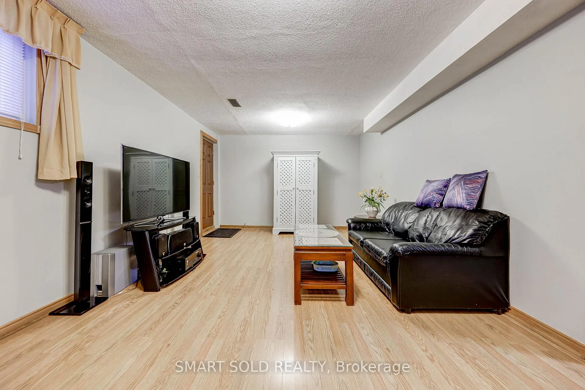 Photo 40 of 59 Chapman Avenue, Toronto, O'Connor-Parkview — HOMEH
