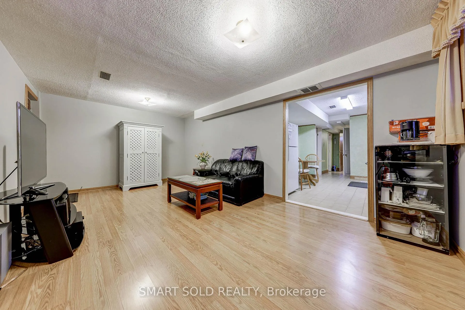 Photo 41 of 59 Chapman Avenue, Toronto, O'Connor-Parkview — HOMEH