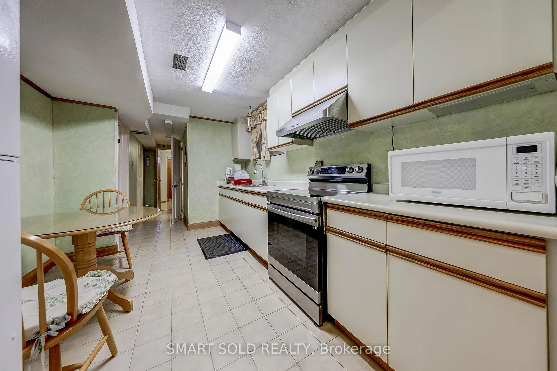 Photo 45 of 59 Chapman Avenue, Toronto, O'Connor-Parkview — HOMEH