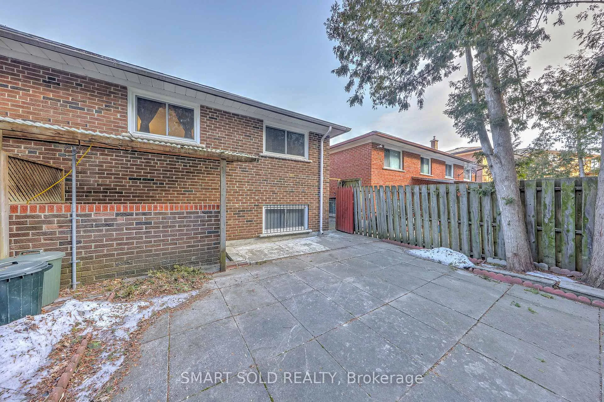 Photo 50 of 59 Chapman Avenue, Toronto, O'Connor-Parkview — HOMEH