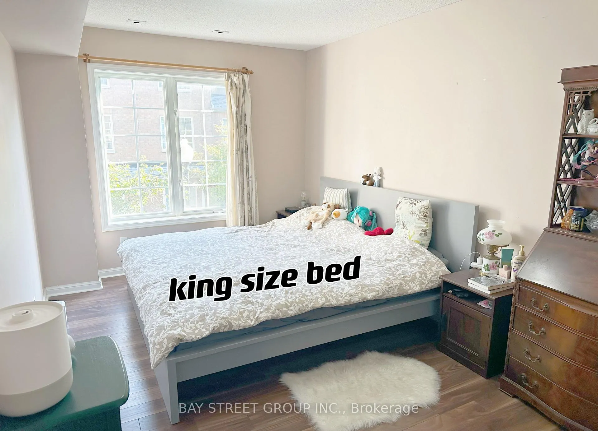 Photo 7 of Unit 17, 1 Alpen Way, Markham, Unionville — HOMEH