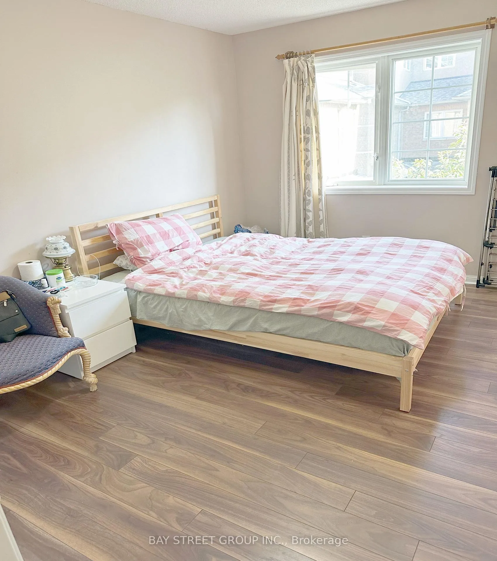 Photo 8 of Unit 17, 1 Alpen Way, Markham, Unionville — HOMEH