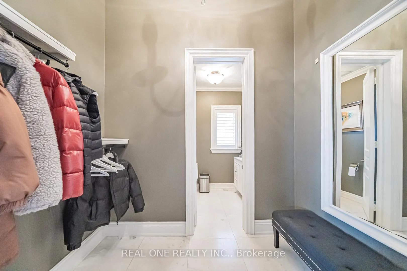 Photo 9 of 85 Dell Park Avenue, Toronto, Englemount-Lawrence — HOMEH